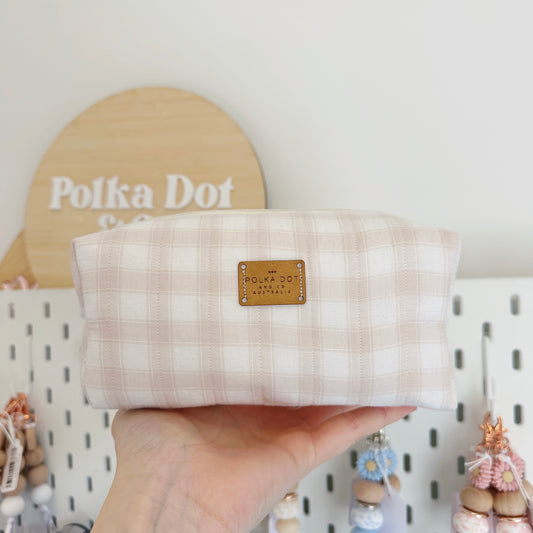 Amelia Pouch